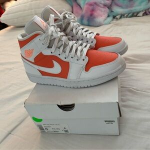 Jordan Air 1 Mid SE Bright Citrus and White